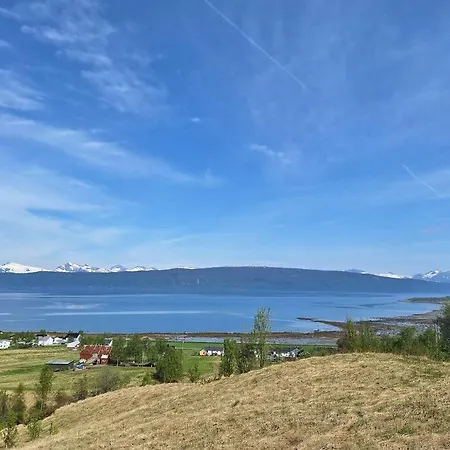 Privat Pa Gard Med Badstue Og Nordlys Apartment