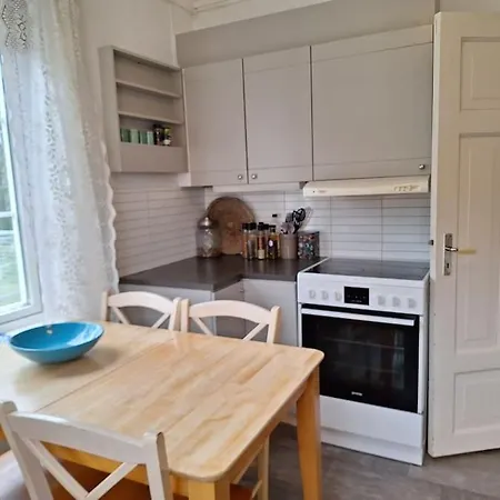 Apartment Privat Pa Gard Med Badstue Og Nordlys
