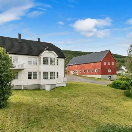 Privat Pa Gard Med Badstue Og Nordlys Apartment