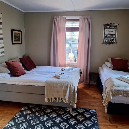 Apartment Privat Pa Gard Med Badstue Og Nordlys Narvik