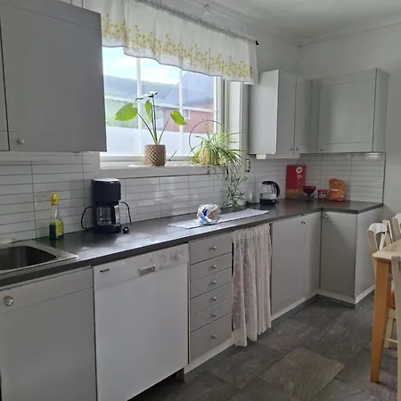 Privat Pa Gard Med Badstue Og Nordlys Apartment Narvik